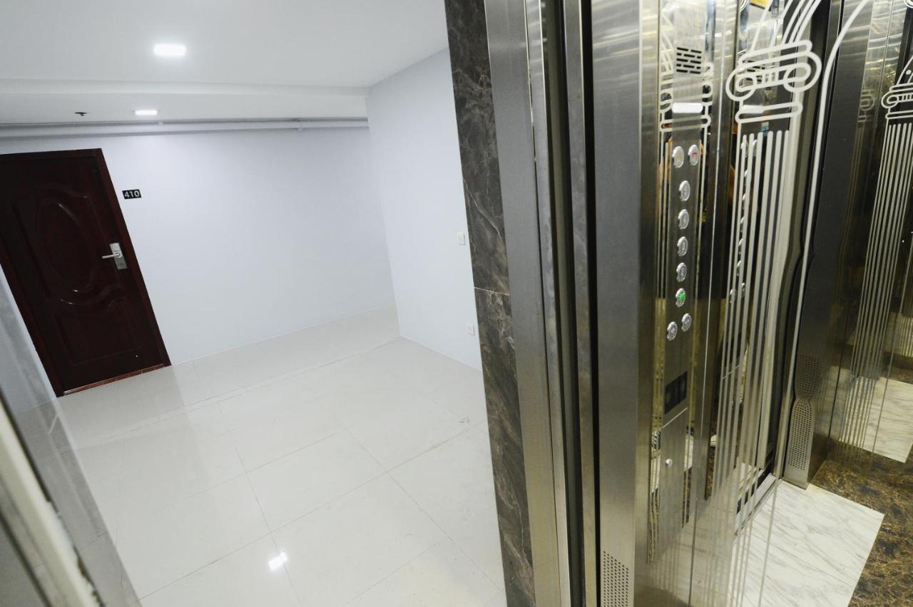 Cebu Courtyard Hotell Lapu-Lapu City Eksteriør bilde