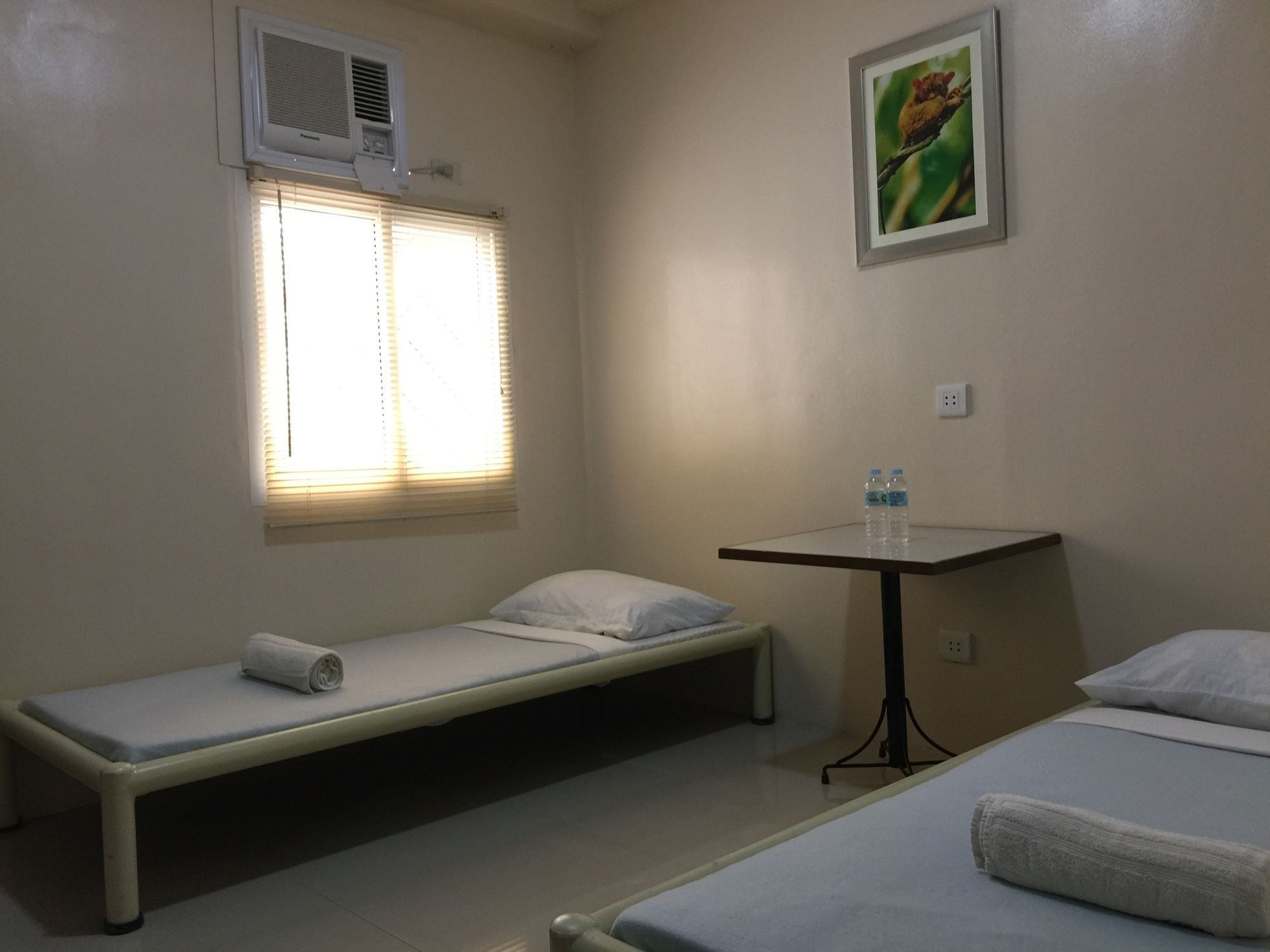 Cebu Courtyard Hotell Lapu-Lapu City Eksteriør bilde