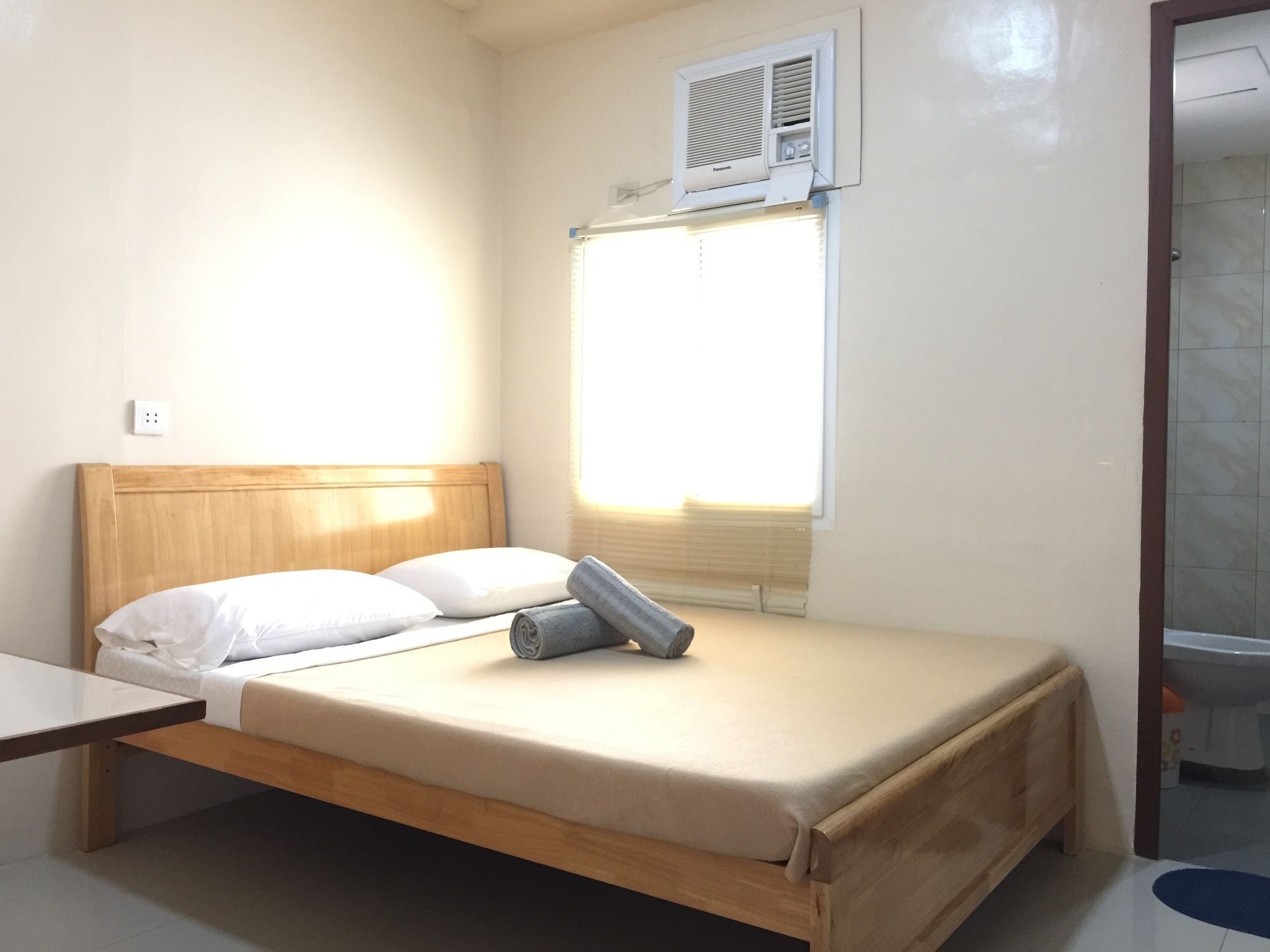 Cebu Courtyard Hotell Lapu-Lapu City Eksteriør bilde